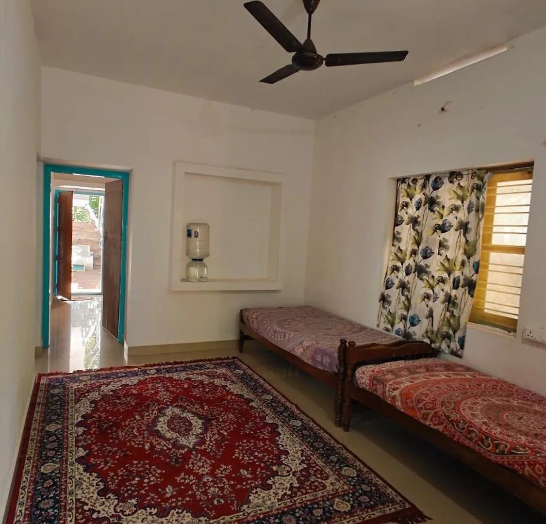 Hostel Funky Garden Bed And Breakfast Varkala