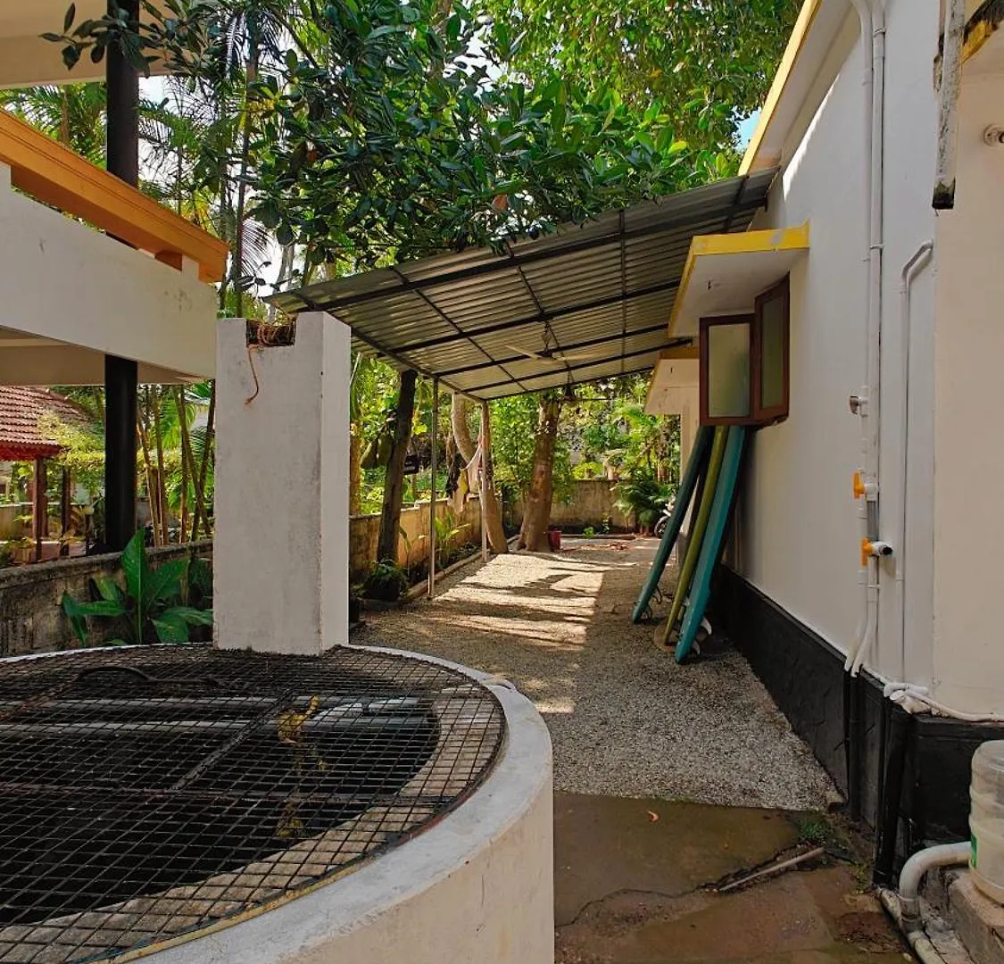 Funky Garden Bed And Breakfast Varkala Hostel
