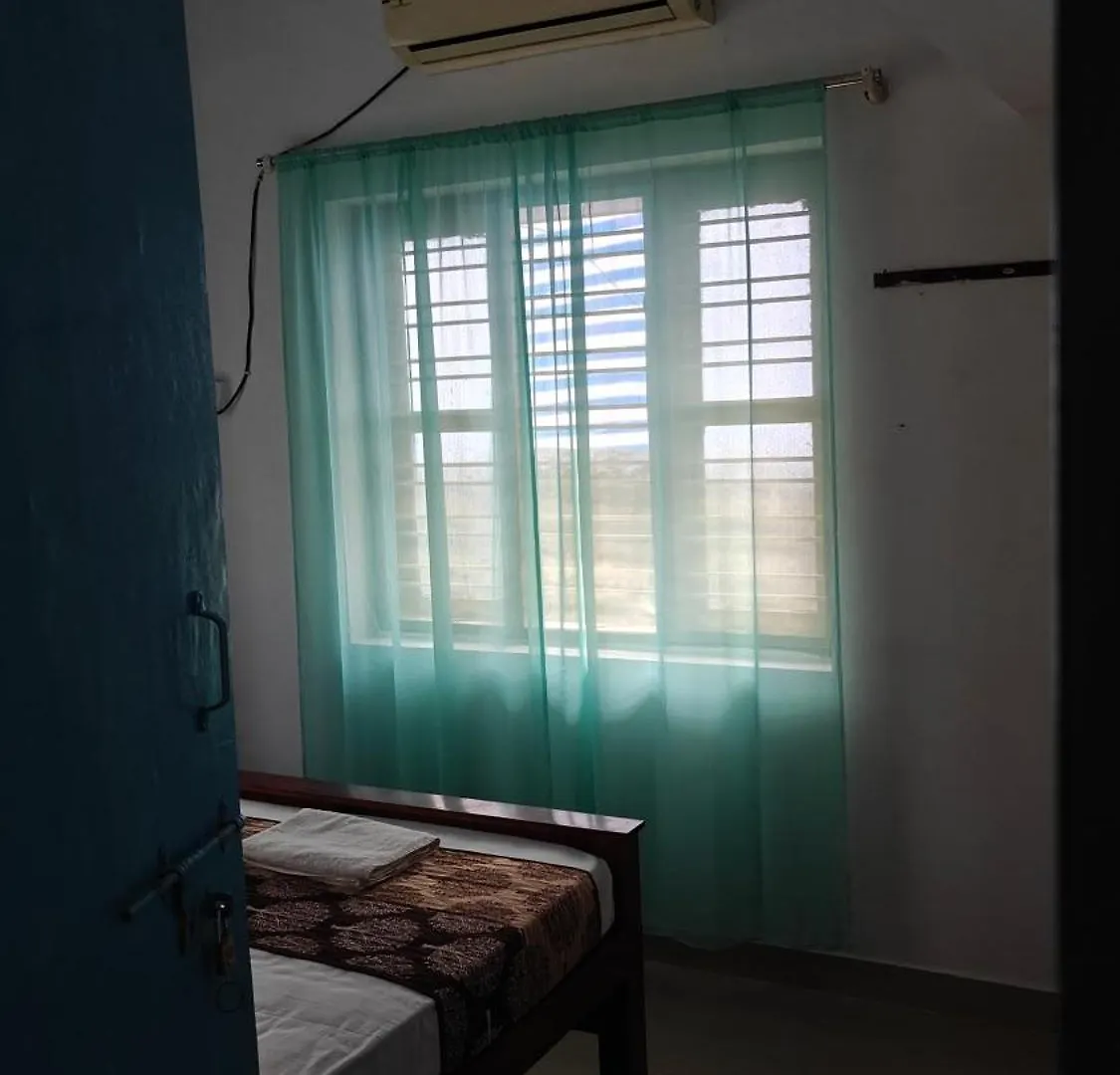 Funky Garden Bed And Breakfast Varkala India
